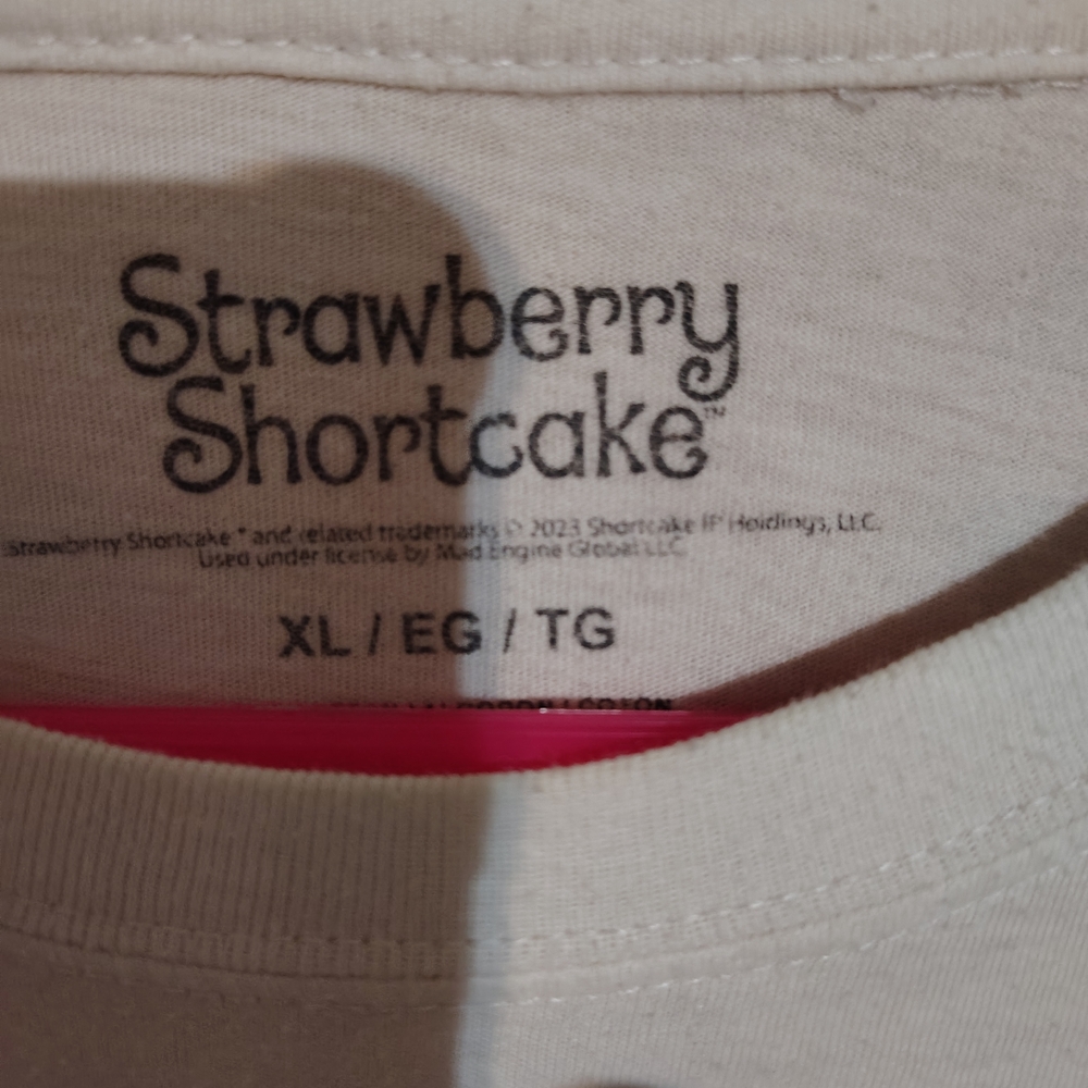 Kids T-Shirt - Cream with Pink and Red Design - Picture 7 of 10
